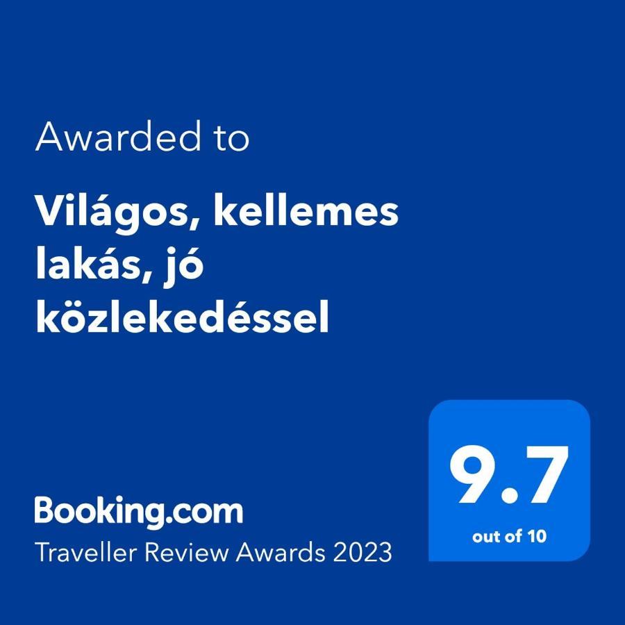 Vilagos, Kellemes Lakas, Jo Koezlekedessel Apartament *